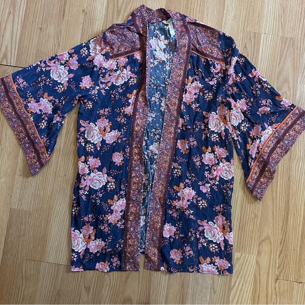 Matilda Jane m/l open front quarter length sleeves floral cardigan gold thread
